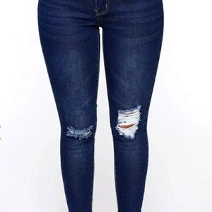 Distressed Skinny Jeans